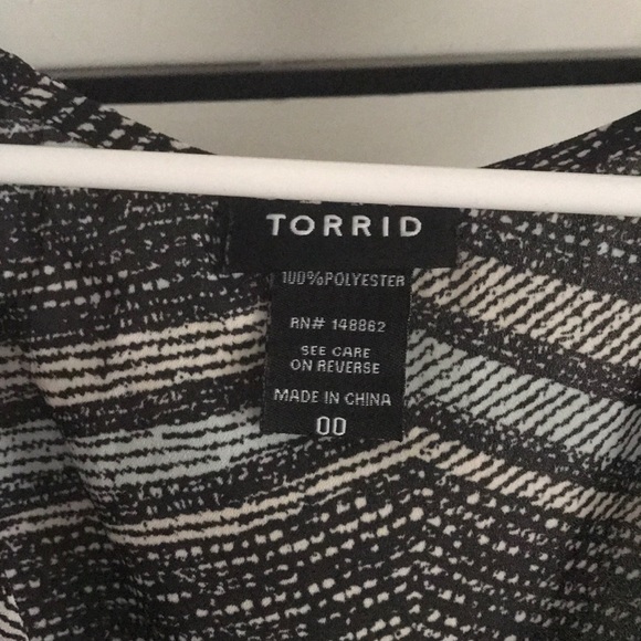 Blue/grey/black&white striped tank - Picture 2 of 4